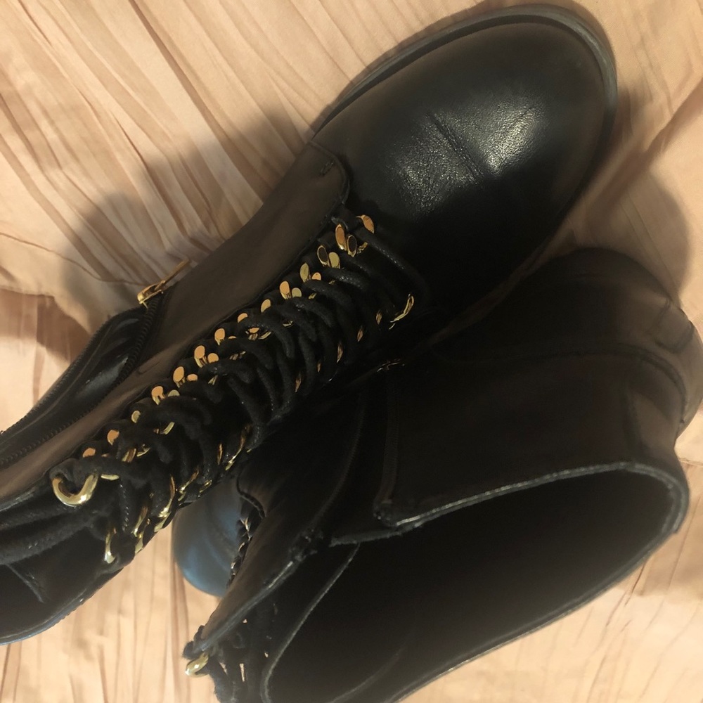 Karl Lagerfeld Boots! - Picture 5 of 5